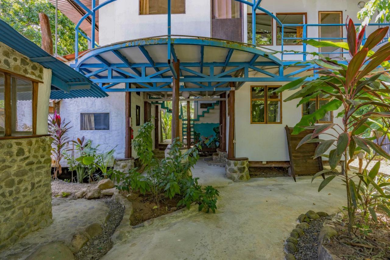 Uvita River Guesthouse エクステリア 写真