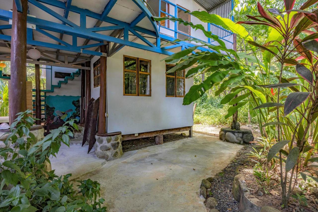Uvita River Guesthouse エクステリア 写真