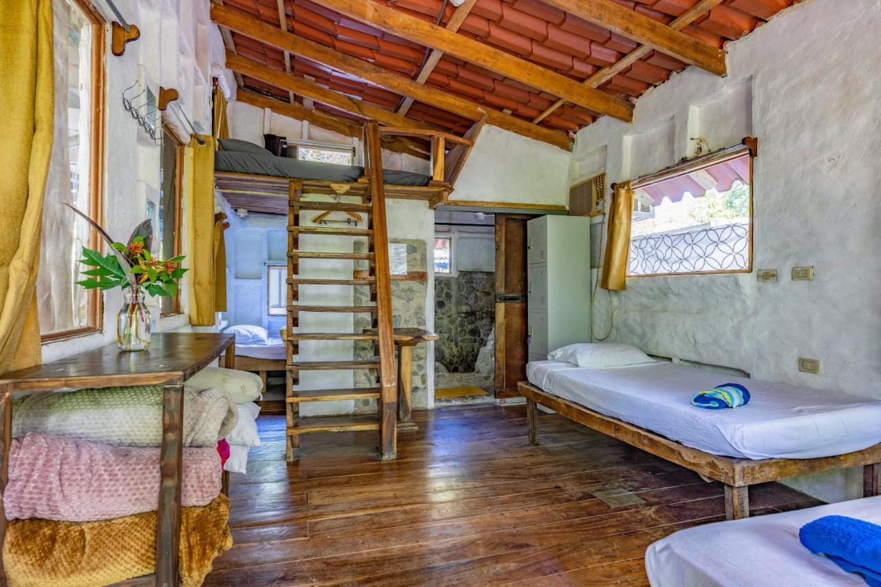 Uvita River Guesthouse エクステリア 写真