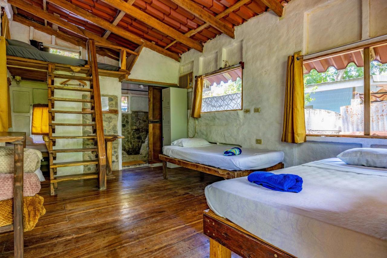 Uvita River Guesthouse エクステリア 写真