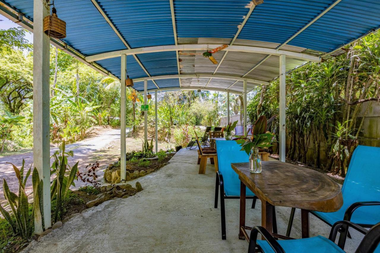 Uvita River Guesthouse エクステリア 写真