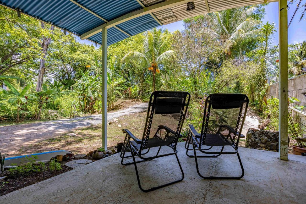 Uvita River Guesthouse エクステリア 写真