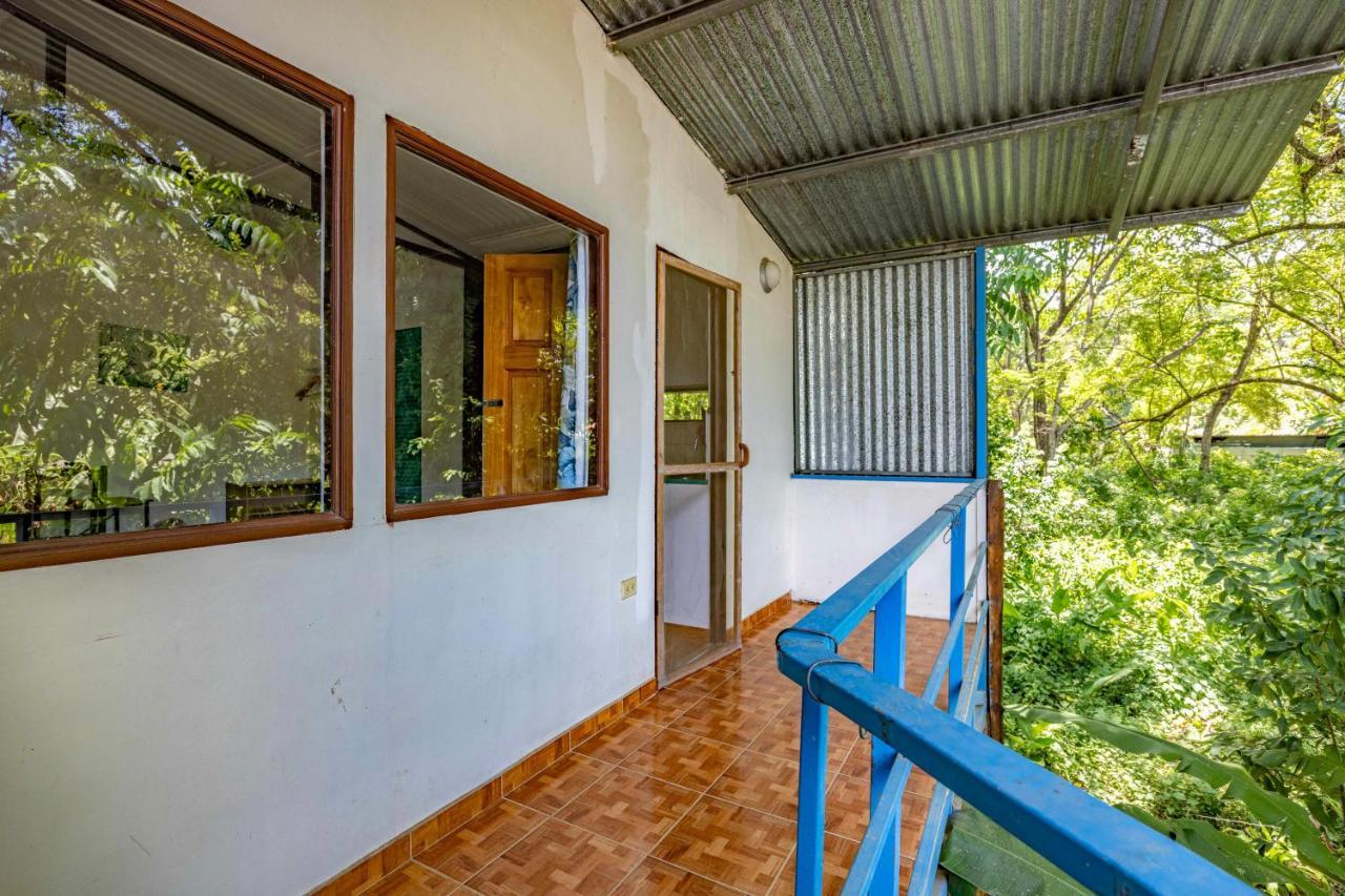 Uvita River Guesthouse エクステリア 写真