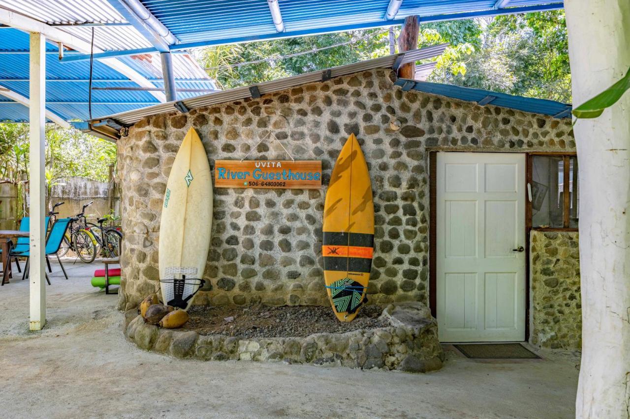 Uvita River Guesthouse エクステリア 写真
